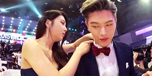 Những rumor hẹn hò đình đám đang được fan Kpop rỉ tai kể cho nhau nghe