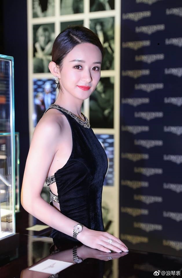 Triệu Lệ Dĩnh “lại” nói tiếng Anh trong video kỉ niệm của Longines