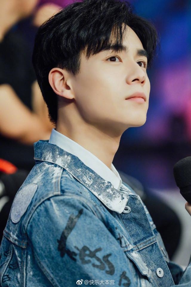 Bức màn bí mật đằng sau show truyền hình Hoa ngữ