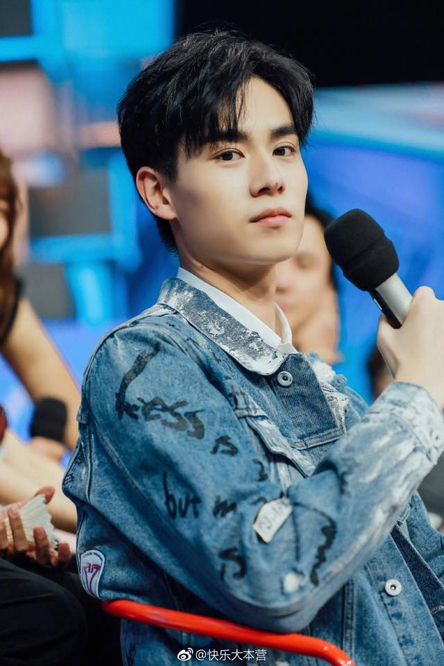 Bức màn bí mật đằng sau show truyền hình Hoa ngữ