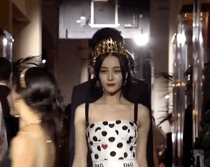 Những khoảnh khắc đáng giá nhất của mỹ nhân Hoa ngữ năm 2017