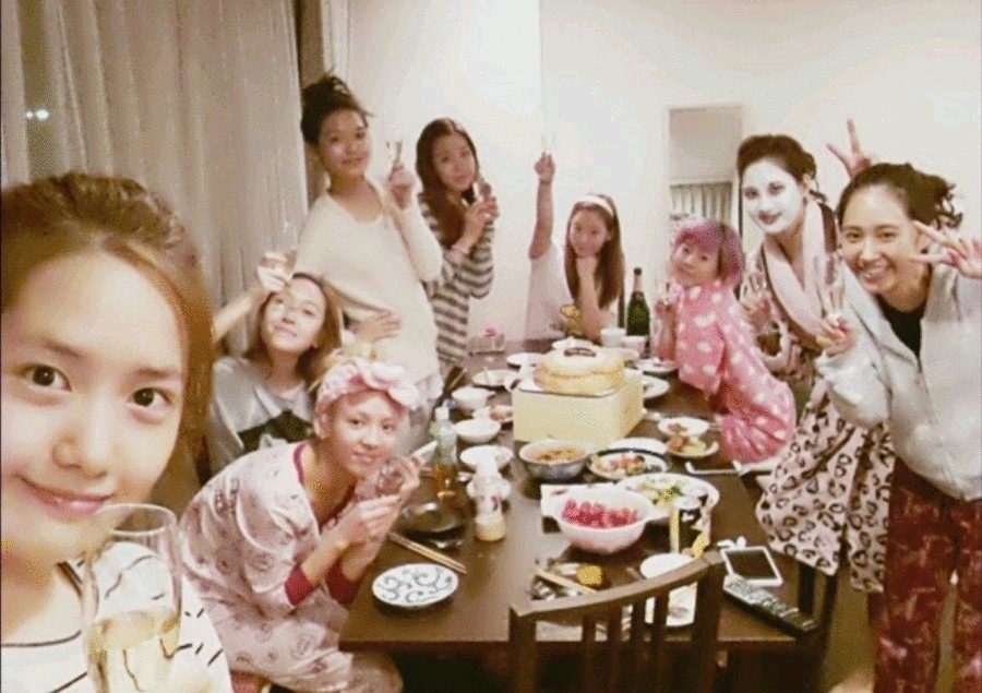Hyoyeon sống một mình trong ký túc xá của SNSD