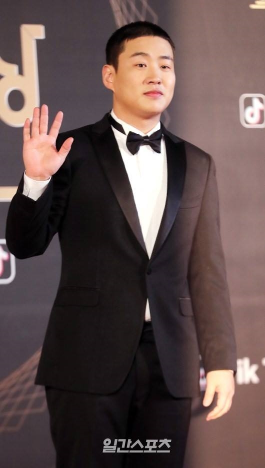 Thảm đỏ KBS Drama Awards: Loạt nữ thần Kbiz cùng đọ sắc