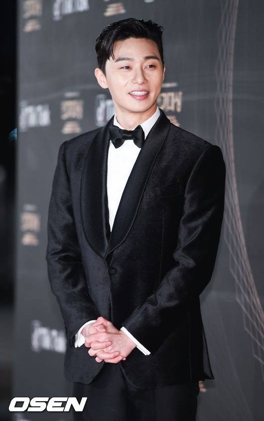 Thảm đỏ KBS Drama Awards: Loạt nữ thần Kbiz cùng đọ sắc