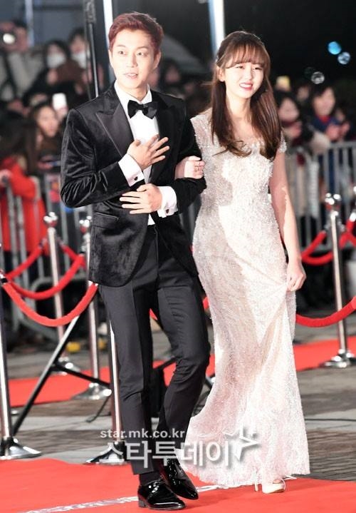 Thảm đỏ KBS Drama Awards: Loạt nữ thần Kbiz cùng đọ sắc
