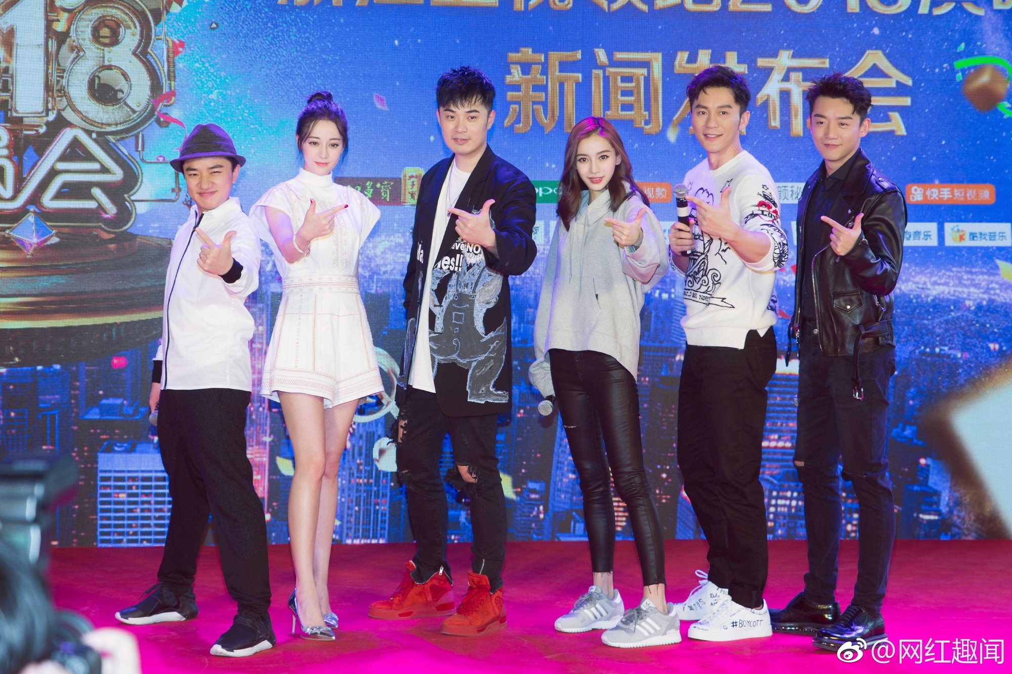 AngelaBaby và "Địch Béo" khiến fan đau đầu không biết ai đẹp hơn