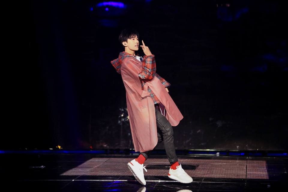 Cùng ngắm 3 chàng trai TFBoys đầy trưởng thành trong đêm hội vừa qua