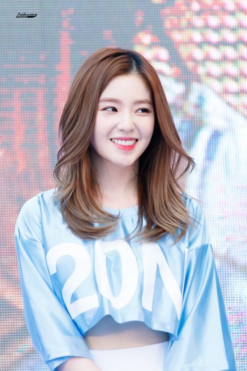 Cuộc chiến visual: Irene (Red Velvet) và Sana (Twice) ai xinh hơn?