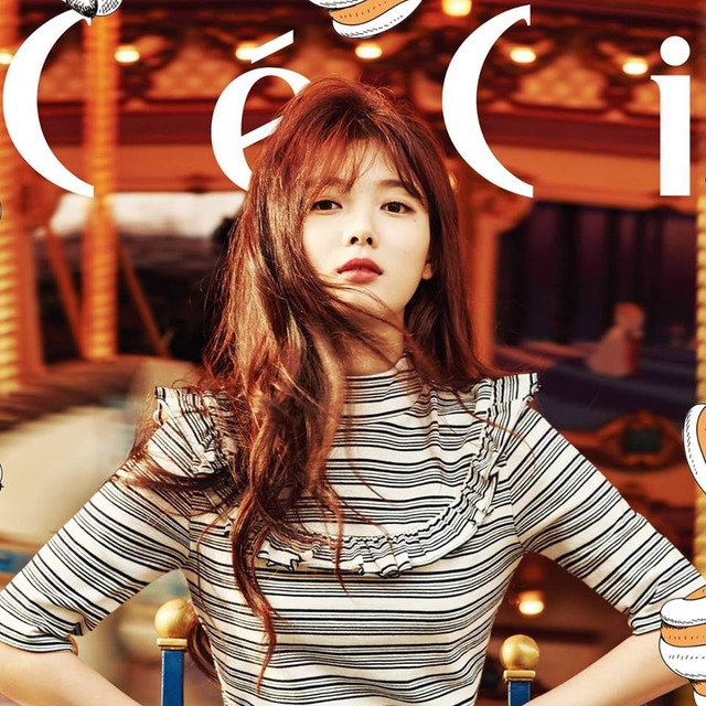 Sửng sốt trước nhan sắc xinh đẹp, quyến rũ của Kim Yoo Jung