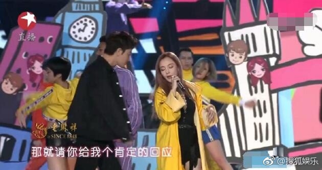 C-net lo lắng cho bé Điềm Hinh giữa scandal ngoại tình của Lý Tiểu Lộ