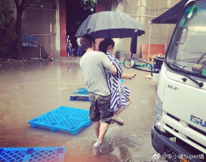 Giả Nãi Lượng khiến fan xót xa vì bắt chước Huỳnh Hiểu Minh