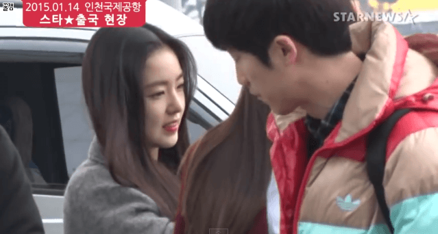 Những quản lí của idol Kpop có hành động thô lỗ với fan và idol