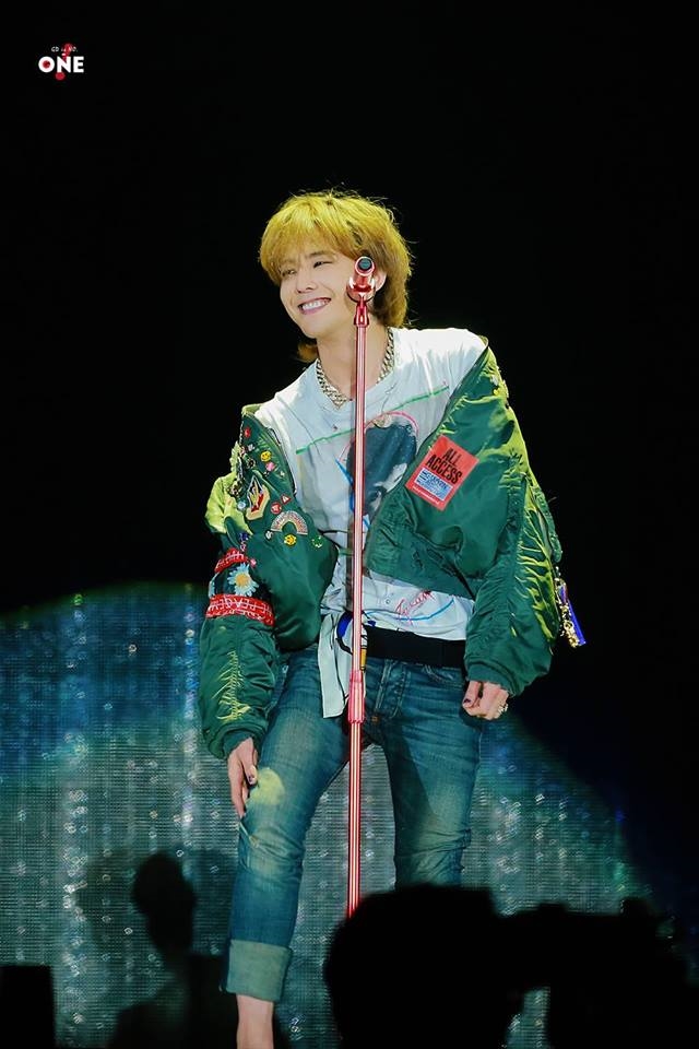 G-Dragon chính là "ma cà rồng" trẻ mãi không già