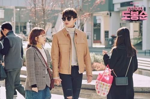 Tiết lộ những lợi thế tuyệt vời của các nam diễn viên chân dài