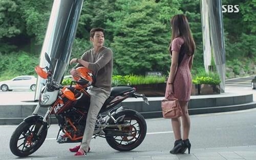 Tiết lộ những lợi thế tuyệt vời của các nam diễn viên chân dài