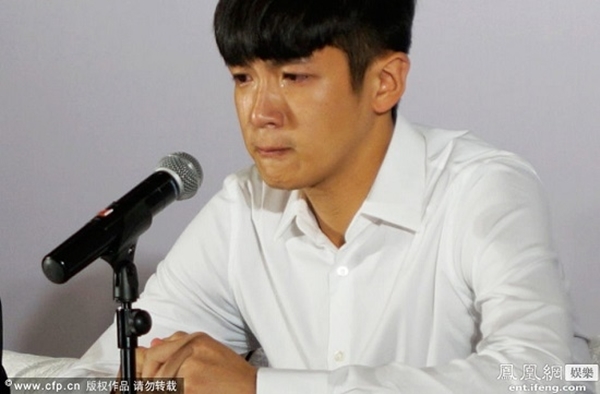 Những ngôi sao tan tành sự nghiệp, mất hết tất cả hào quang vì scandal