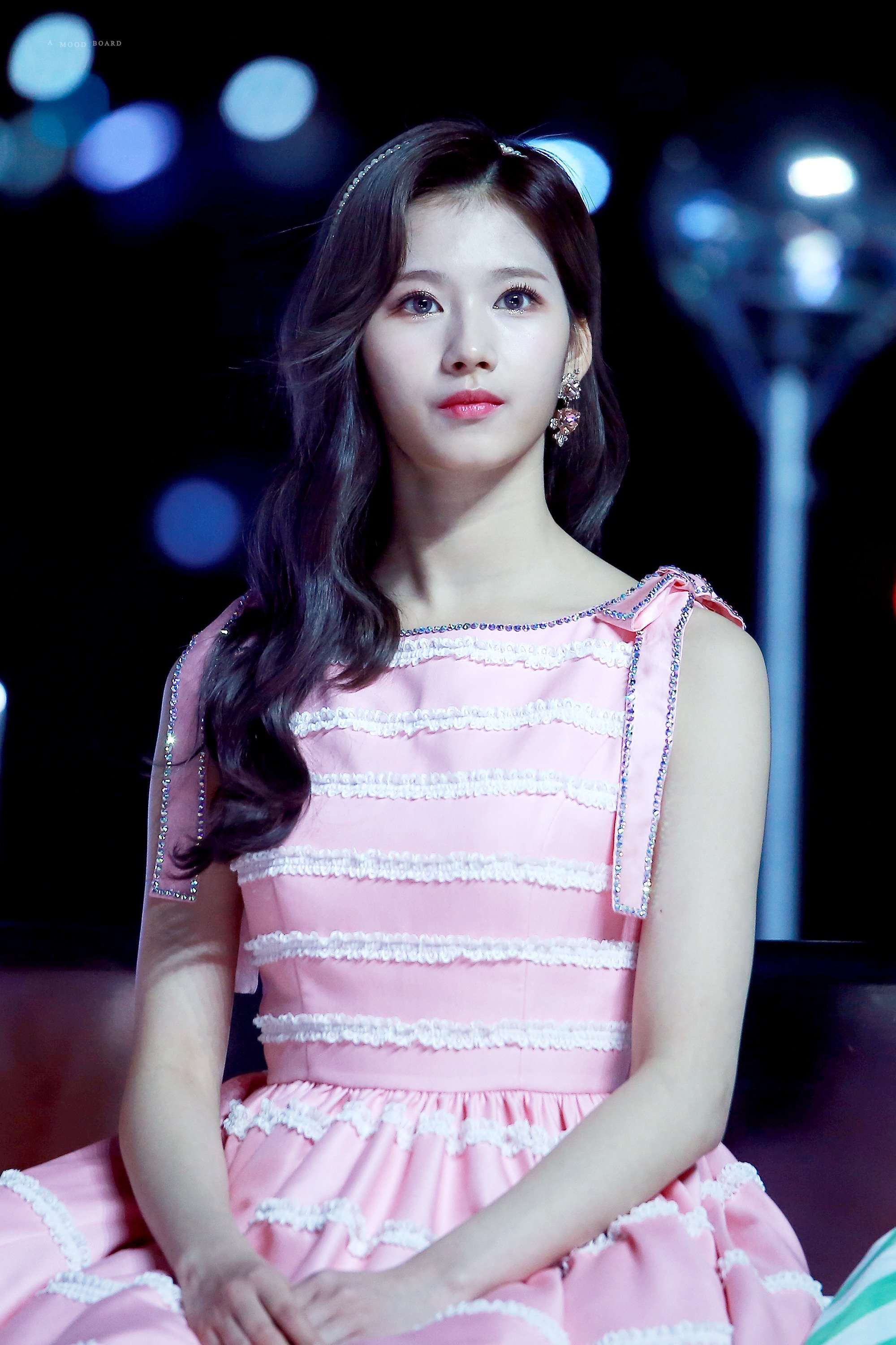 Idol được công ty săn đón bằng cách độc lạ