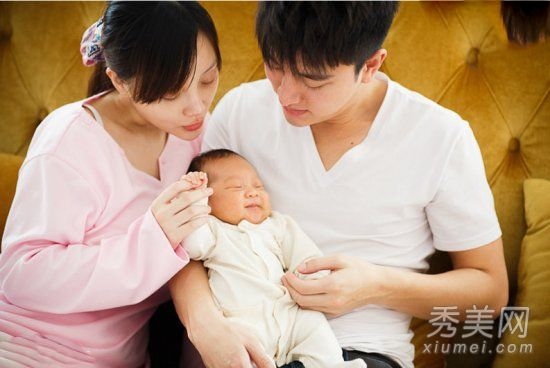 Quá trình theo đuổi Lý Tiểu Lộ của Giả Nãi Lượng