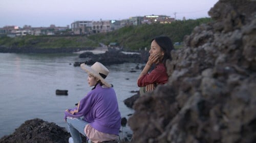 Chán đóng phim, Yoona đến làm “con sen” cho gia đình Lee Hyo Ri