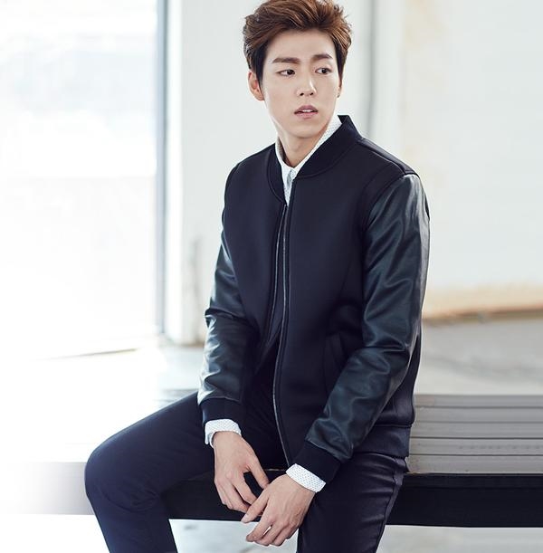 Lee Hyun Woo bất ngờ thông báo nhập ngũ tháng 2/2018