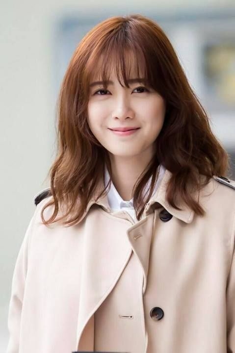 Goo Hye Sun gây 'bão' với mái tóc ngắn như trẻ ra chục tuổi