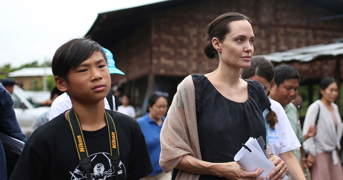 Pax Thiên là người con duy nhất Angelina Jolie đưa đi dự Quả Cầu Vàng
