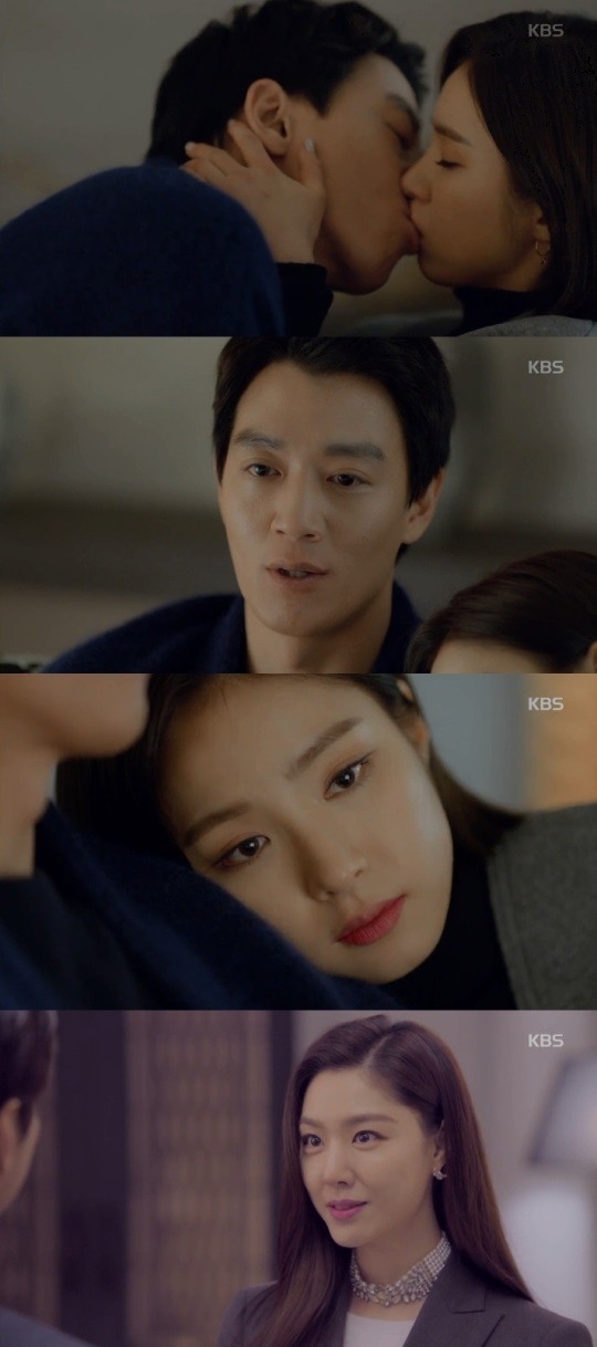 Lộ ảnh hậu trường cực tình cảm của Kim Rae Won và Shin Se Kyung