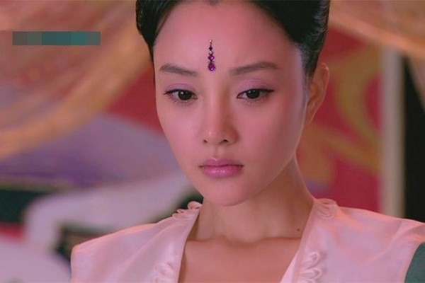 Trước khi vướng vào bê bối ngoại tình, Lý Tiểu Lộ đã được yêu thích th