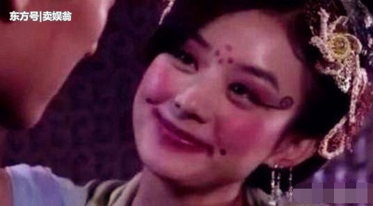 Phì cười vì những lần làm lố 'xấu ma quỷ hờn' của dàn mỹ nhân Hoa ngữ