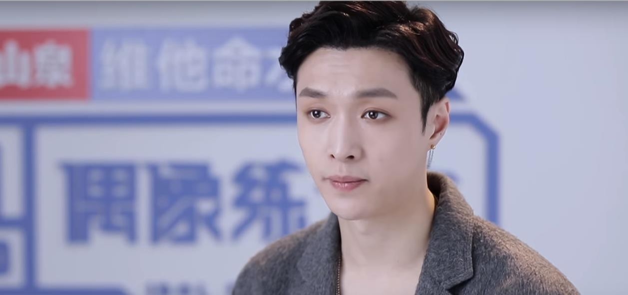 Trương Nghệ Hưng lại cực tình cảm khi dắt học trò tham gia gameshow