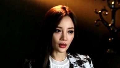 Sao Hoa ngữ và những lần phát ngôn trái ngược với hành động