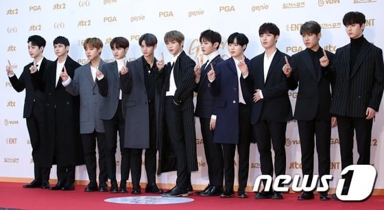 Sao Hàn bị stylist 'chơi khăm' tại Golden Disk Award 2018