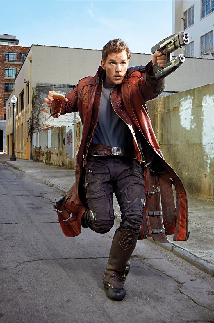 Khi các sao Hollywood cũng... lén "cầm hộ" đồ từ phim trường về nhà