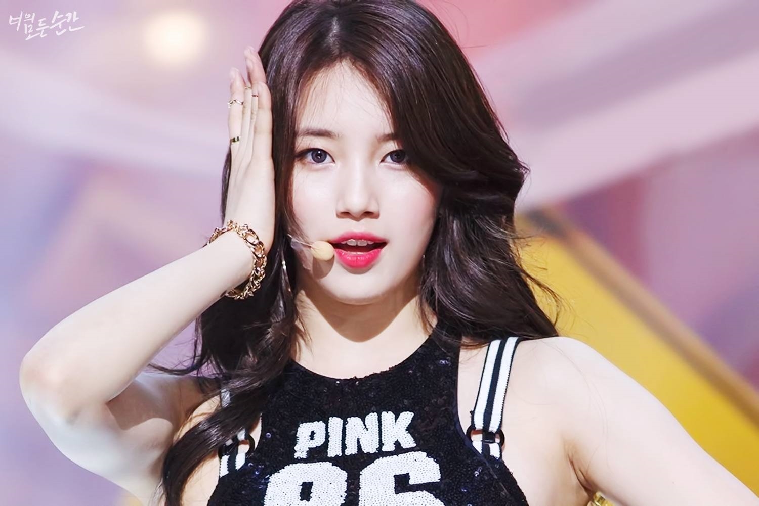 Từ Suzy đến Jang Na Ra đều mê mệt: Người đàn ông này là ai?