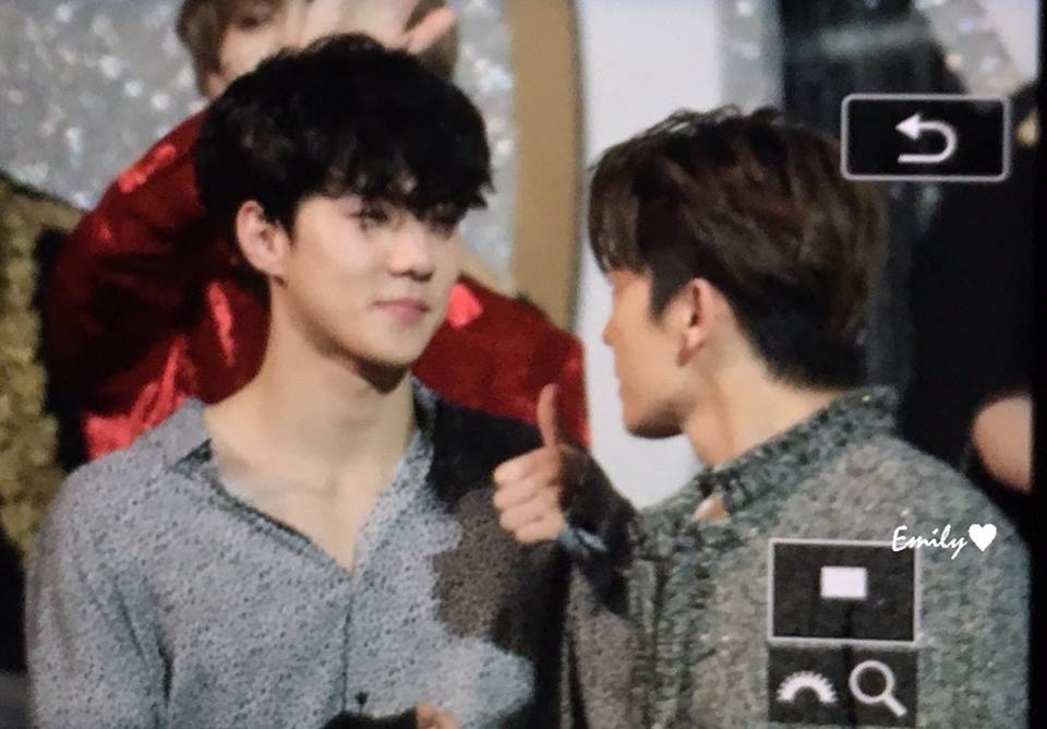 Đăng ảnh “so deep”, Sehun khiến fan lo sốt vó và sự thật muốn té ngửa