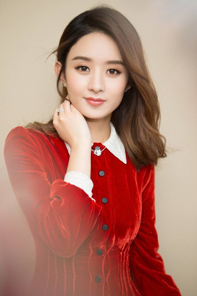 Xôn xao Dior thông báo vị trí đại sứ của Triệu Lệ Dĩnh sắp hết hạn