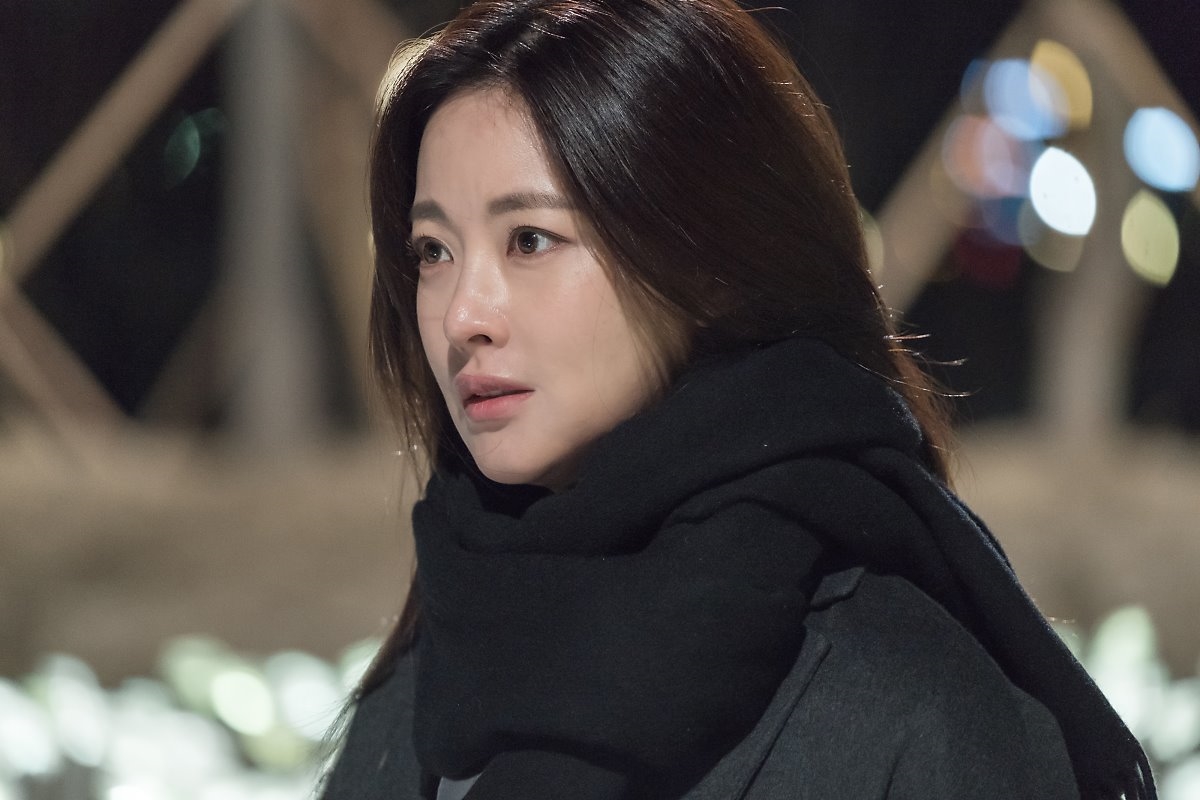 Oh Yeon Seo khoe vẻ đẹp đa dạng, quyến rũ qua loạt ảnh mới
