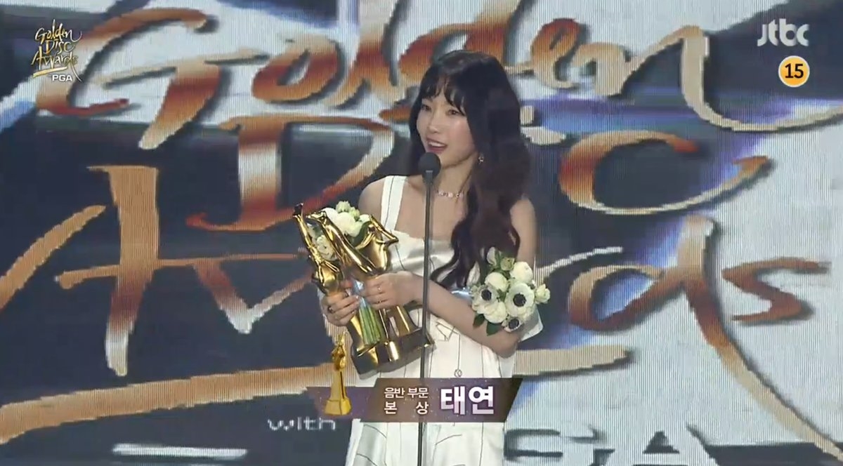 SNSD không tin mình vừa chiến thắng Bonsang tại Golden Disc Awards