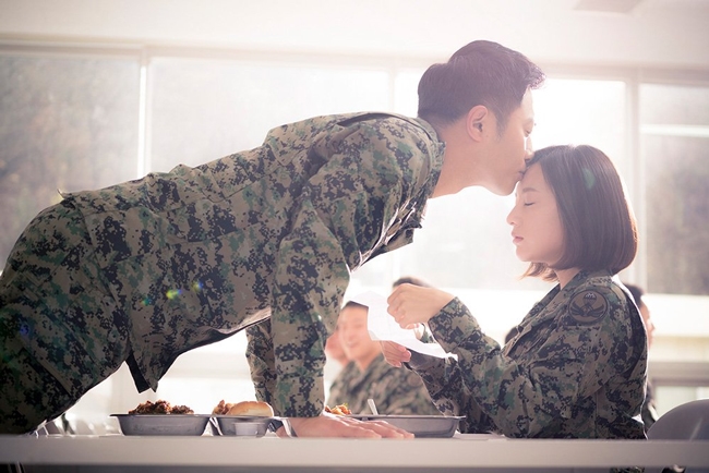 Jin Goo - Kim Ji Won tái hợp với vai trò cameo trong 'Mr. Sunshine'