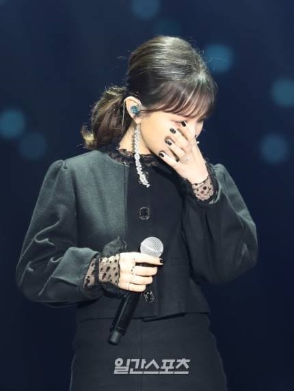 Bằng chứng cho thấy Taeyeon vẫn chưa vượt qua nỗi đau mất đi Jonghyun