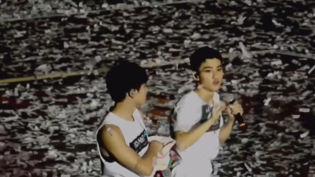 Những thú vui tao nhã có 1-0-2 của các anh chàng EXO