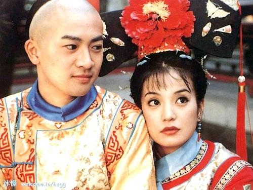 Tiền bối và bạn bè đồng nghiệp nói gì về Triệu Vy?