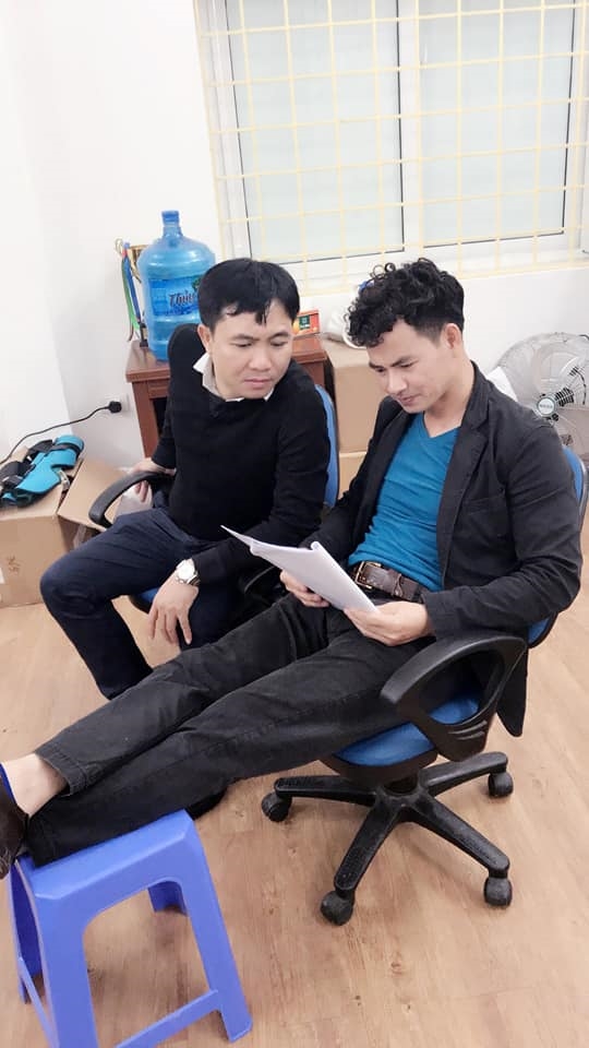 Fan vừa phục vừa thương các Táo thức đêm thức hôm đọc kịch bản