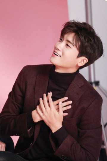 Park Hyung Sik và Han Ji Min xác nhận đóng cặp trong phim mới Park Hyung Sik và Han Ji Min xác nhận đóng cặp trong phim mới