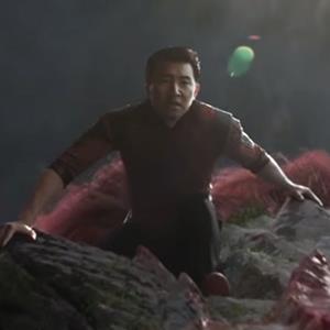 Shang Chi cưỡi rồng chiếm ngôi số 1 doanh thu phim 2021