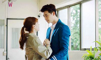 1001 chuyện khó đỡ phía sau một nụ hôn lãng mạn trong phim Hàn