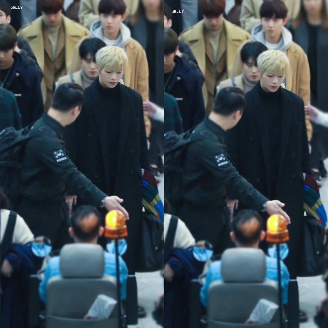 Diện mạo đẹp hoàn hảo của Kang Daniel khiến fan mê mệt