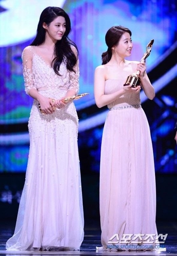 YoonA, Seolhyun phá vỡ định kiến diễn viên đẹp hơn idol