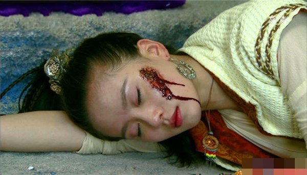 Phim kiếm hiệp Trung Quốc: Bị hủy dung nhan vẫn đẹp hết phần thiên hạ