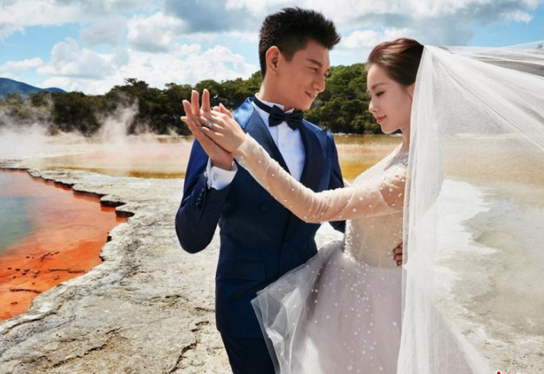 Tứ gia và Nhược Hy vẫn "tình bể bình" sau gần 3 năm kết hôn